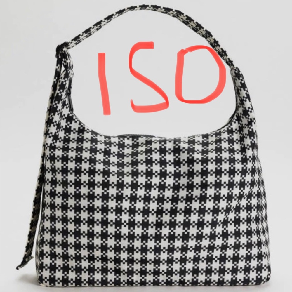 ISO - Baggu Medium shoulder bag - black and white pixel gingham
